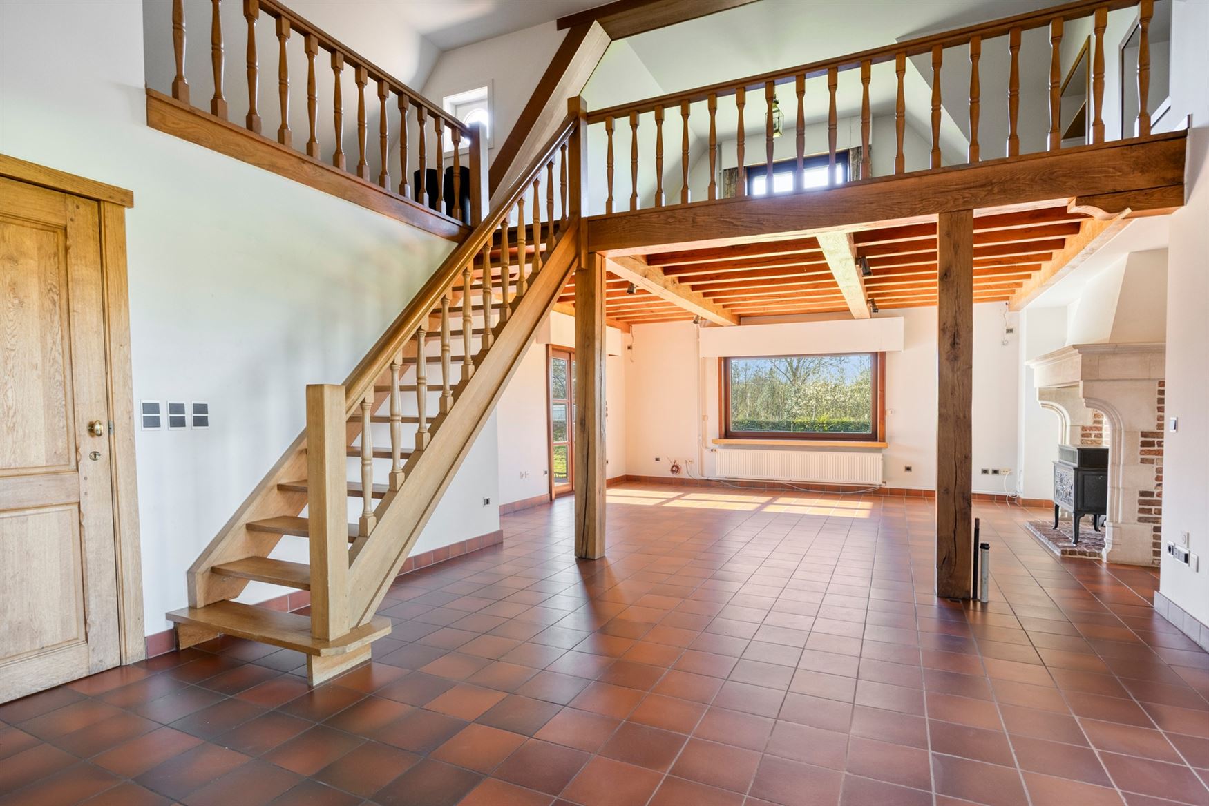 WENST U EEN BEZOEK? SURF NAAR ONZE SITE: WWW.INFINIMO.BE > ZOEK DE DESBETREFFENDE EIGENDOM > REGISTREER U VIA DE KNOP ‘PLAN EEN BEZOEK’.
Deze lan...