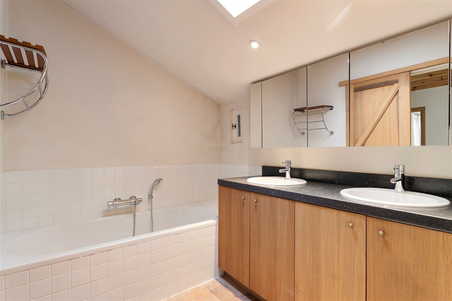 BEZOEKMOMENT VOLZET!
WENST U EEN BEZOEK? SURF NAAR ONZE SITE: WWW.INFINIMO.BE > ZOEK DE DESBETREFFENDE EIGENDOM > REGISTREER U VIA DE KNOP ‘PLAN EE...