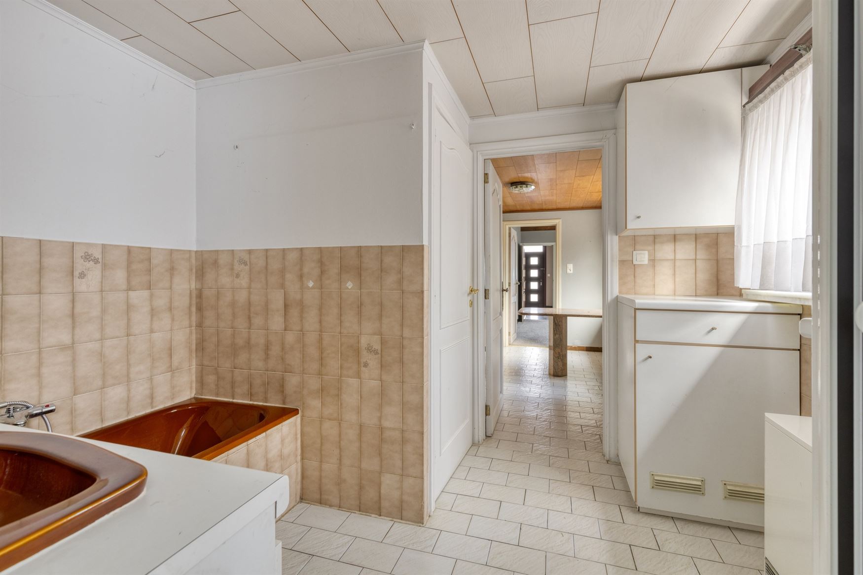 WENST U EEN BEZOEK? SURF NAAR ONZE SITE: WWW.INFINIMO.BE > ZOEK DE DESBETREFFENDE EIGENDOM > REGISTREER U VIA DE KNOP ‘PLAN EEN BEZOEK’.
Wonen op...