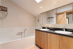 BEZOEKMOMENT VOLZET!
WENST U EEN BEZOEK? SURF NAAR ONZE SITE: WWW.INFINIMO.BE > ZOEK DE DESBETREFFENDE EIGENDOM > REGISTREER U VIA DE KNOP ‘PLAN EE...