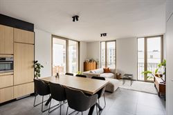 Recent appartement (2022) op een topligging aan de Foreestelaan, vlak bij het centrum van Gent. Dankzij de vlotte verbindingen, de nabijheid van UZ Ge...