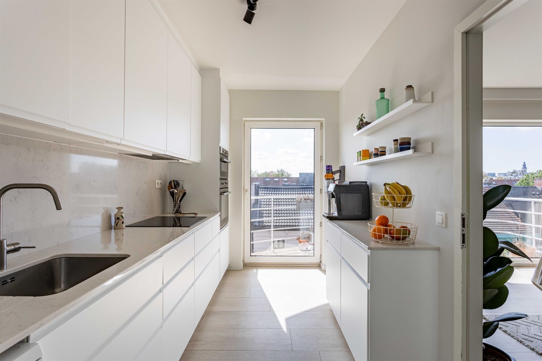 Wonen aan de Visserij is wonen in een hippe en levendige buurt in Gent. Hier zit je vlak bij het centrum, omringd door water, groen en gezellige hotsp...