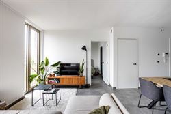 Recent appartement (2022) op een topligging aan de Foreestelaan, vlak bij het centrum van Gent. Dankzij de vlotte verbindingen, de nabijheid van UZ Ge...