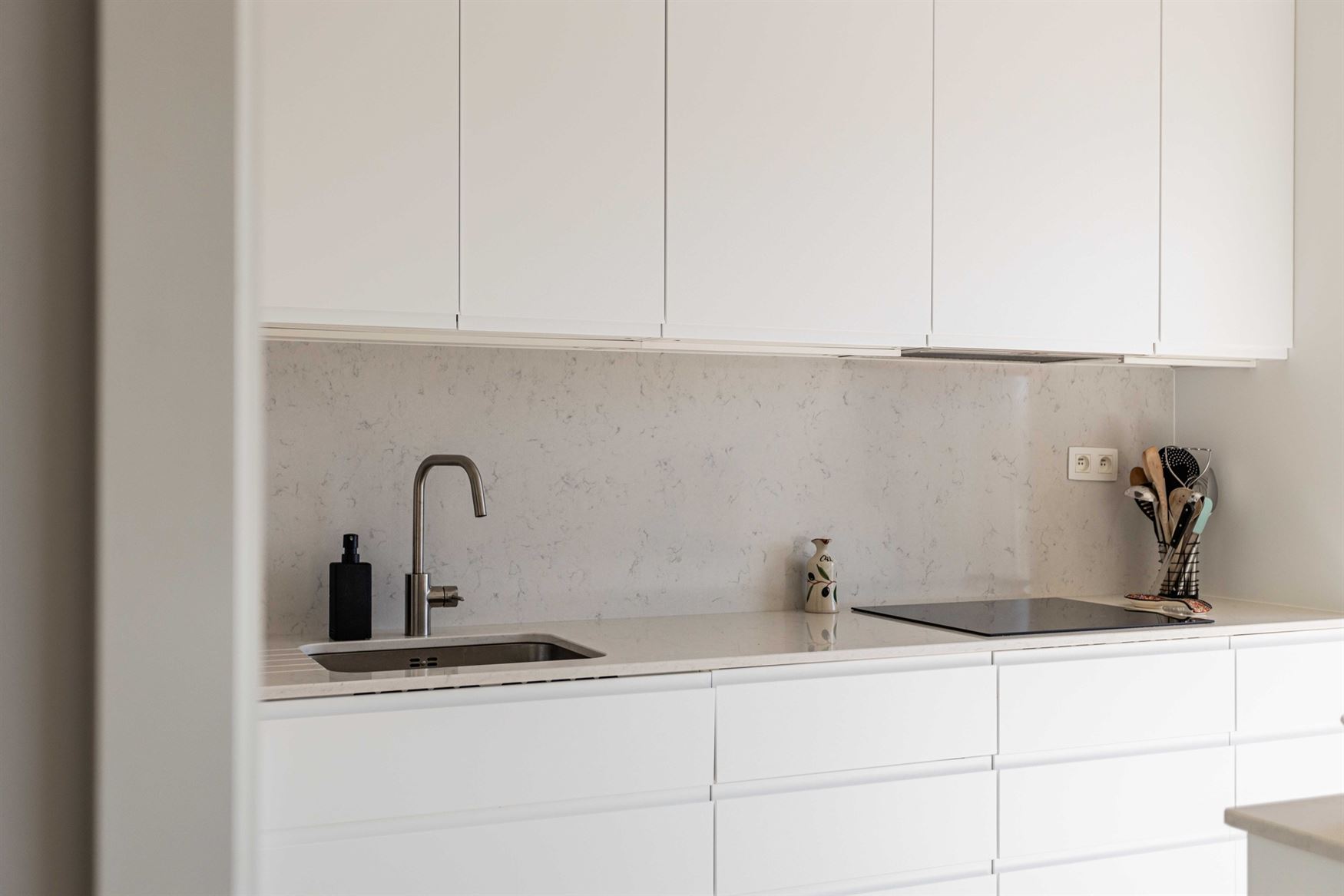 Wonen aan de Visserij is wonen in een hippe en levendige buurt in Gent. Hier zit je vlak bij het centrum, omringd door water, groen en gezellige hotsp...