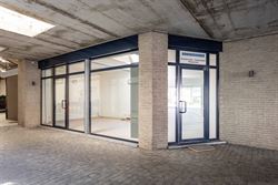 Compact. Praktisch. En verrassend veelzijdig.
In de tweede lijn langs de Brusselsesteenweg bevindt zich deze kantoor- of praktijkruimte van ca. 40 m�...
