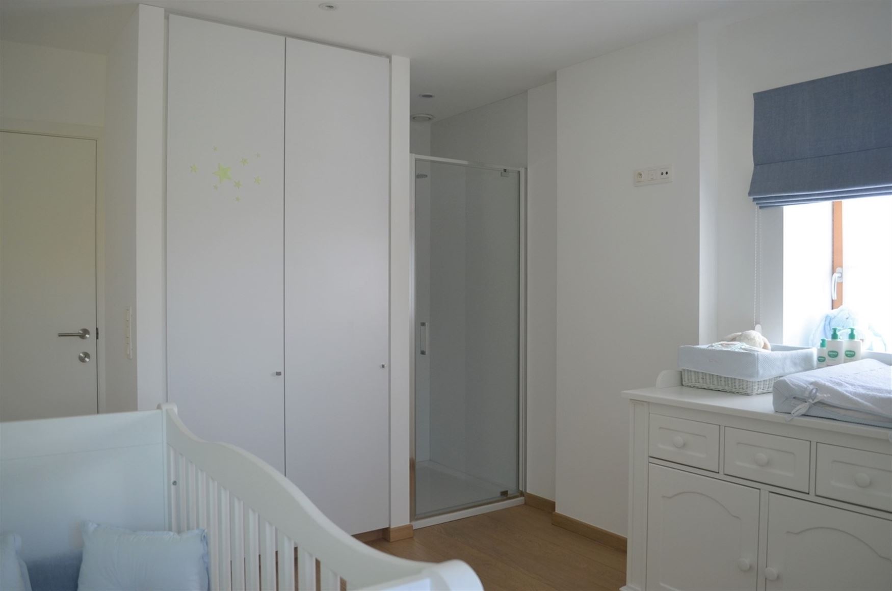 WENST U EEN BEZOEK? SURF NAAR ONZE SITE: WWW.INFINIMO.BE > ZOEK DE DESBETREFFENDE EIGENDOM > REGISTREER U VIA DE KNOP ‘PLAN EEN BEZOEK’.
Wonen op...
