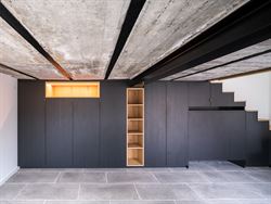 Deze voormalige woning van Lucien Buysse - Tour de France winnaar 1926 - heeft maar liefst 542 m² bewoonbare oppervlakte op een perceel van 1.373 m²...