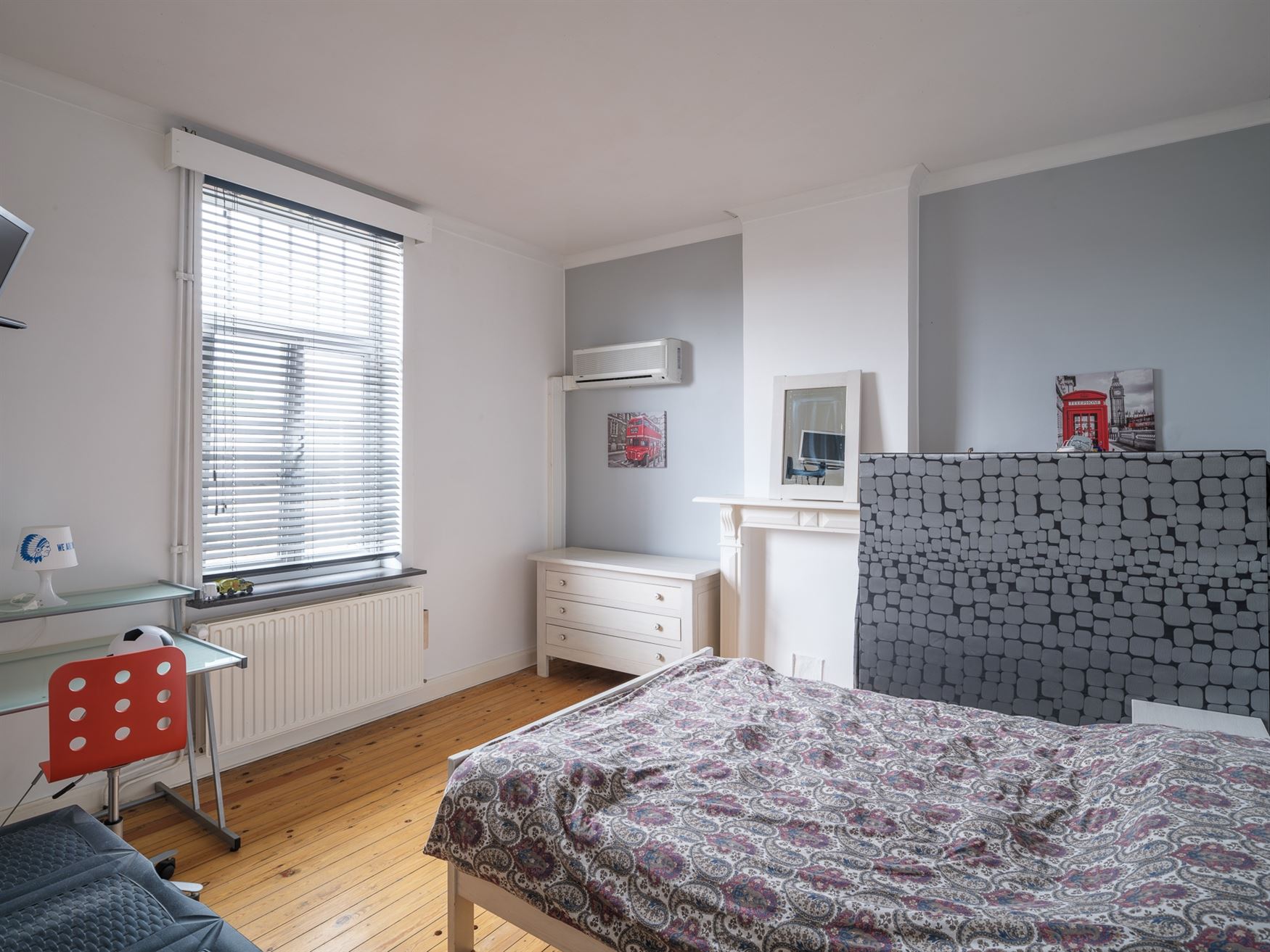 Deze voormalige woning van Lucien Buysse - Tour de France winnaar 1926 - heeft maar liefst 542 m² bewoonbare oppervlakte op een perceel van 1.373 m²...
