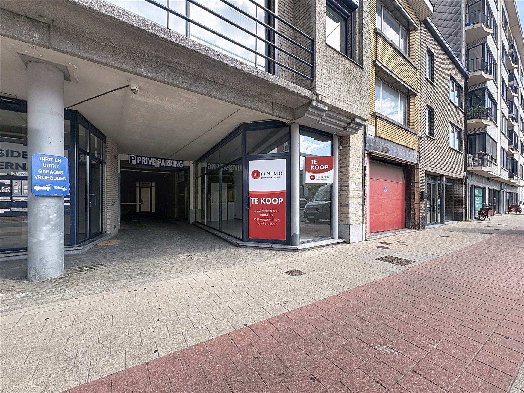 Zichtbaarheid. Bereikbaarheid. En een locatie die werkt voor uw zaak.
Langs de Brusselsesteenweg bevindt zich deze commerciële ruimte van ca. 45 m²...