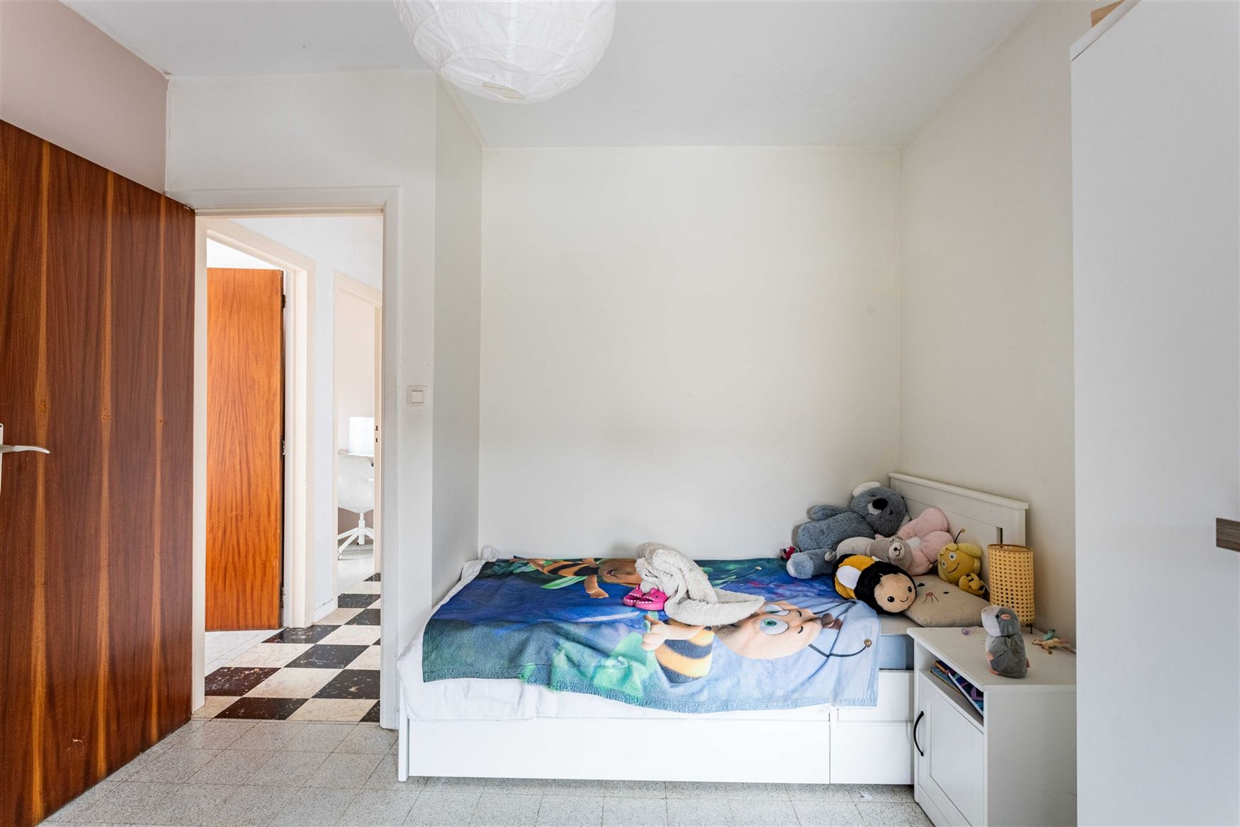 Een vrijstaande woning op 1.200 m², midden in een landelijke omgeving. Deze bungalow ligt in een kleinschalige cluster van acht woningen en biedt voo...
