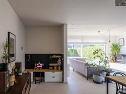 291 m² aan ruimte voor het gezinsleven. En voor jouw plannen.

In de geliefde Orkaanstraat in Roeselare ligt deze vrijstaande gezinswoning met 291 ...