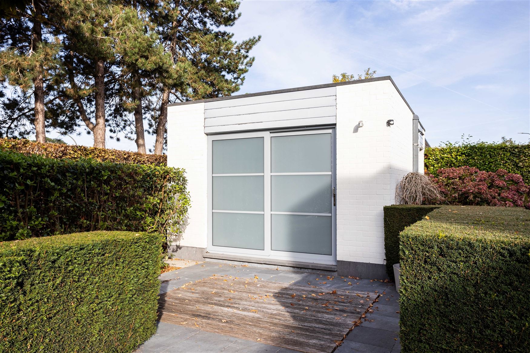 Zo’n huis waar veel gezinnen naar zoeken. En dat komt niet elke dag voorbij.

Vlak bij het centrum van Evergem ligt deze bijzonder verzorgde vrijs...