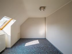 Ben jij iemand die helemaal opleeft van zon en daglicht? Dan zou deze woning in Deinze je weleens heel gelukkig kunnen maken. Maar liefst 266 m² woon...