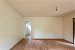 Groot denken begint hier.

In Eke wacht een domein van maar liefst 4.123 m² met een eigen bos. De bestaande villa is bestemd voor afbraak. Wat volg...