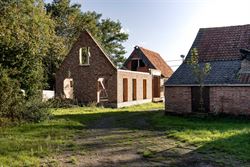 Sommige kansen komen maar één keer voorbij. En dit zou weleens zo’n kans kunnen zijn.

In het landelijke Hoetsel in Zomergem wacht een domein da...