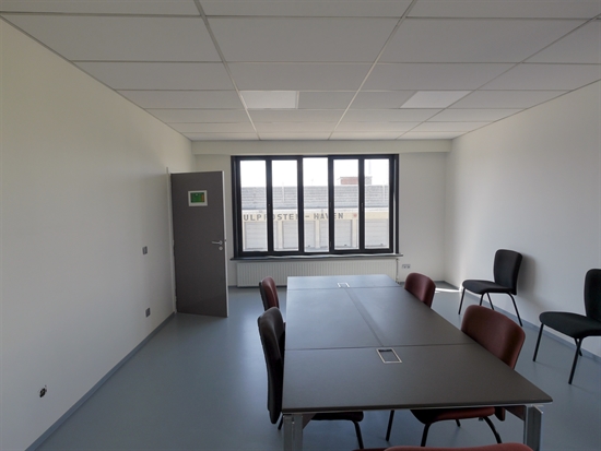 Burelen te 2030 Antwerpen (België) - Prijs € 960