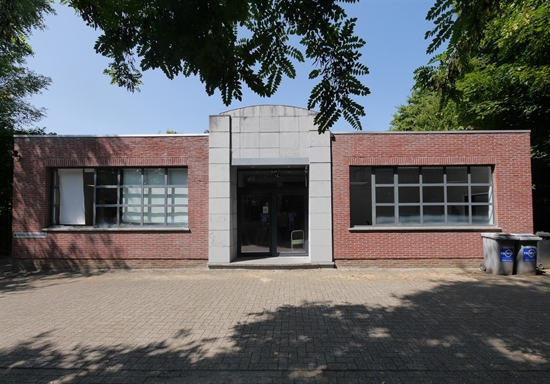 Burelen te 2650 EDEGEM (België) - Prijs € 4.900