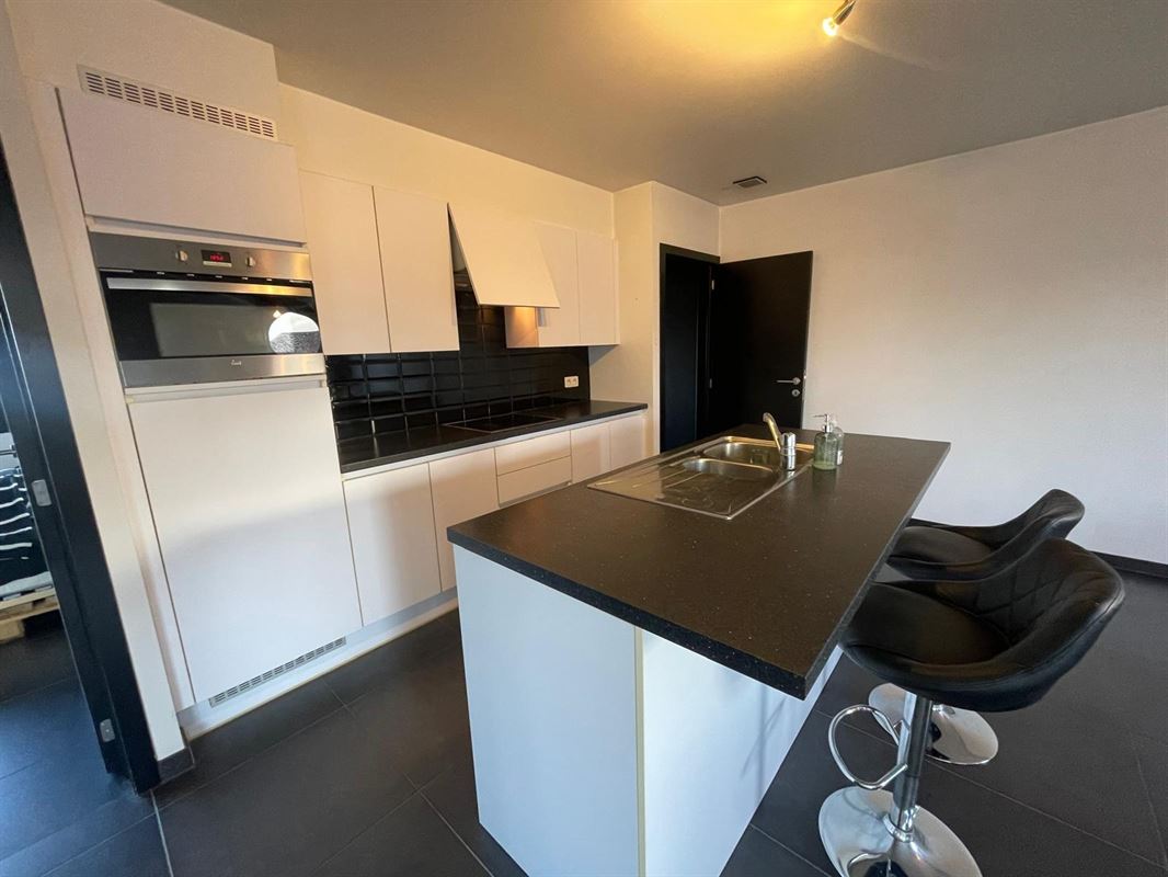 Foto 3 : Dakappartement te 3800 Sint-Truiden (België) - Prijs € 775