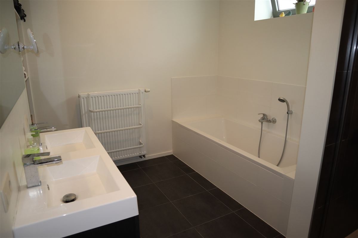 Foto 24 : Appartementsgebouw te 3800 SINT-TRUIDEN (België) - Prijs &euro; 1.345.000