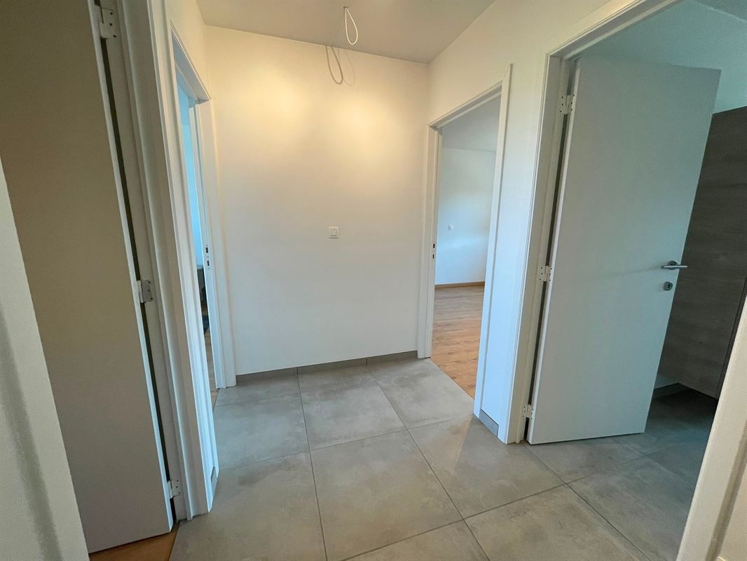 Foto 11 : Woning te 3850 NIEUWERKERKEN (België) - Prijs &euro; 975