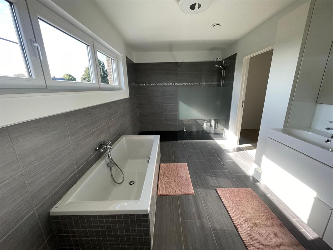 Foto 16 : Woning te 3870 Heers (België) - Prijs &euro; 1.150