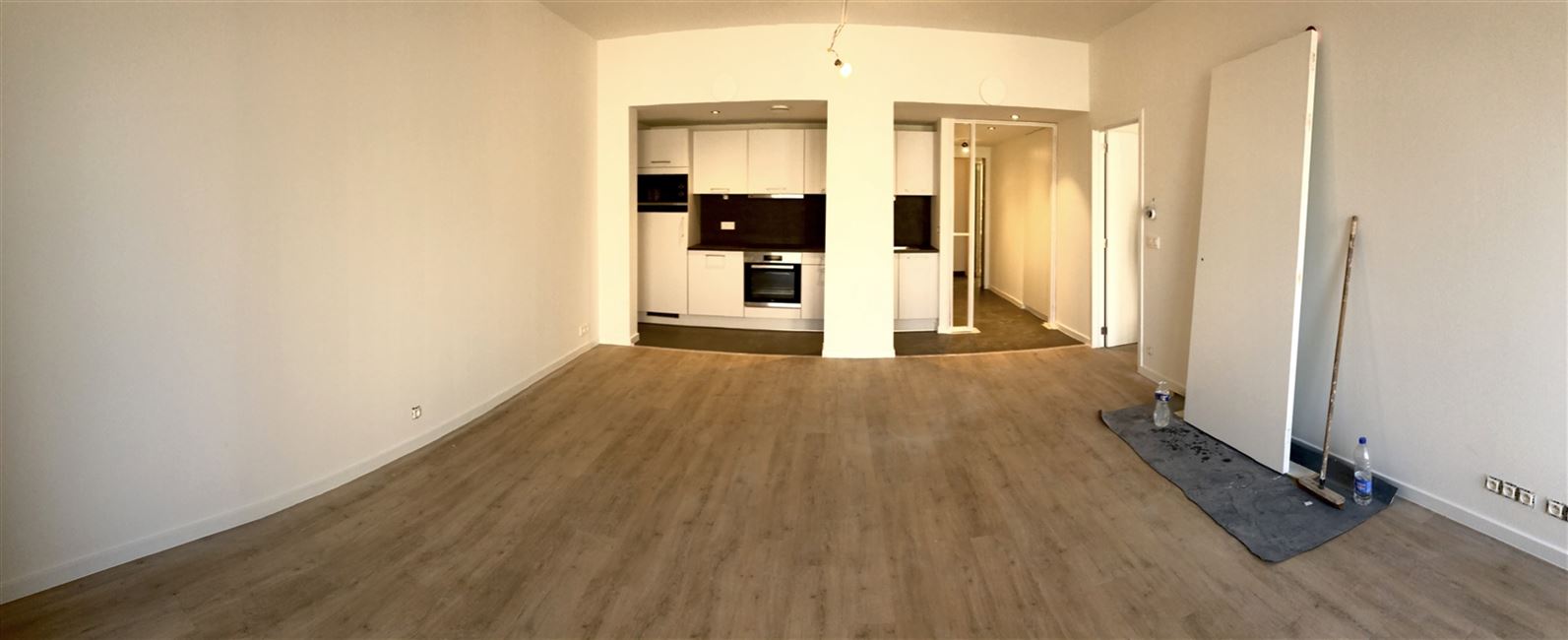 Appart 1CH neuf meublé + terrasse: dingue!