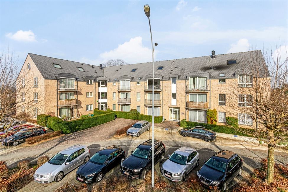 App. 2CH avec terr dans quartier sympa