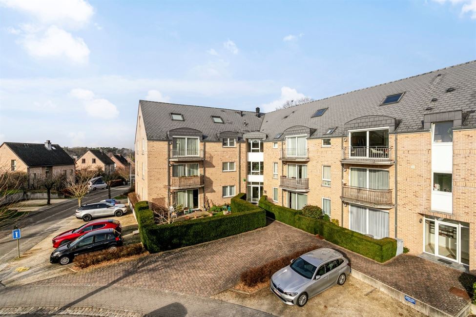 App. 2CH avec terr dans quartier sympa