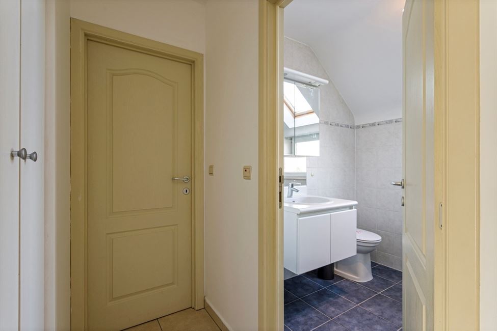 App. 2CH avec terr dans quartier sympa