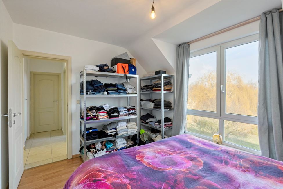 App. 2CH avec terr dans quartier sympa