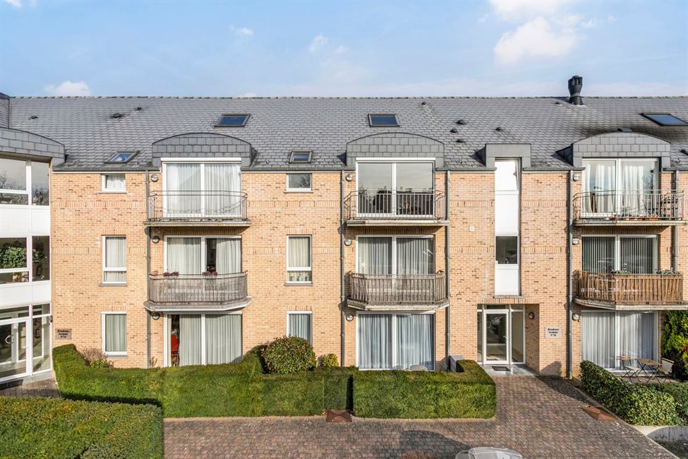 App. 2CH avec terr dans quartier sympa