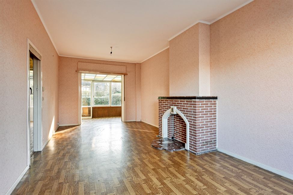 EN COURS DE COMPROMIS! Charmante maison à rénover