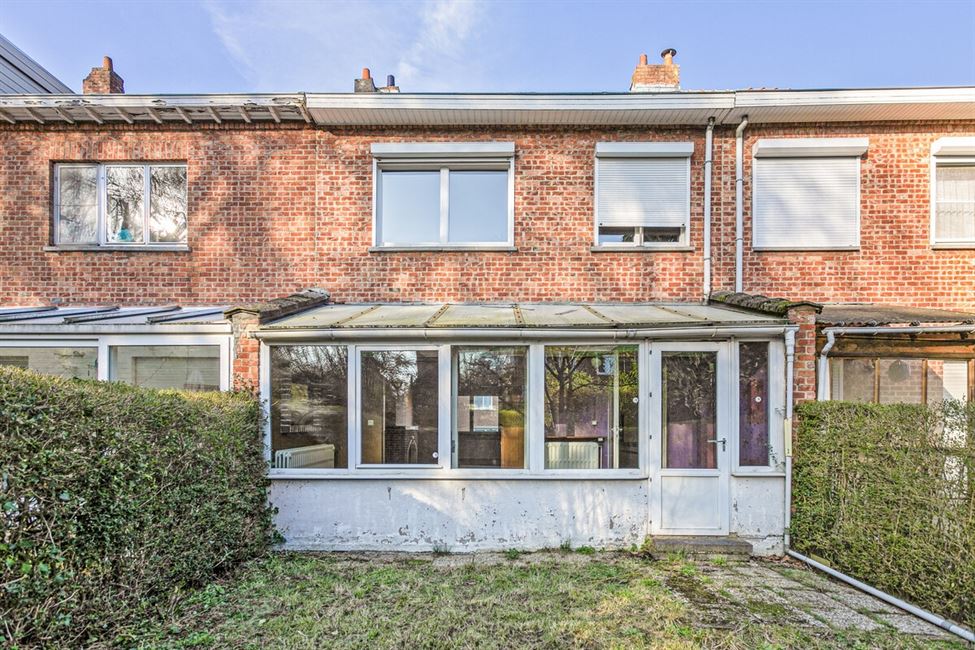 EN COURS DE COMPROMIS! Charmante maison à rénover