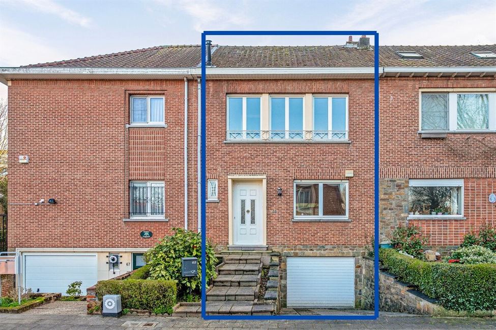 EN COURS DE COMPROMIS! Charmante maison à rénover