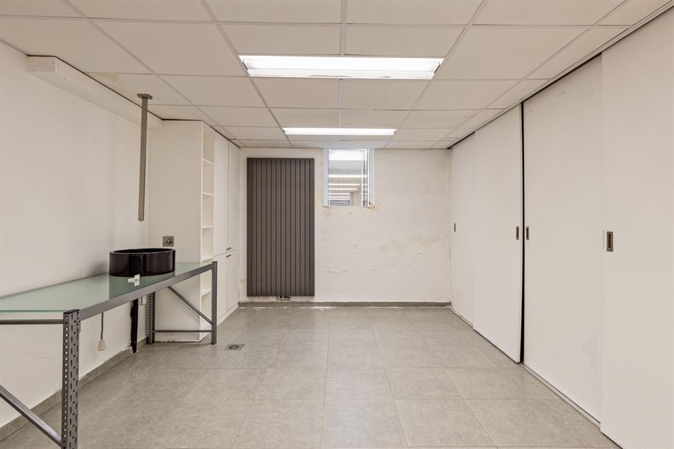 Maison 2ch + poss 2 ch ou prof lib. - jardin - gar.