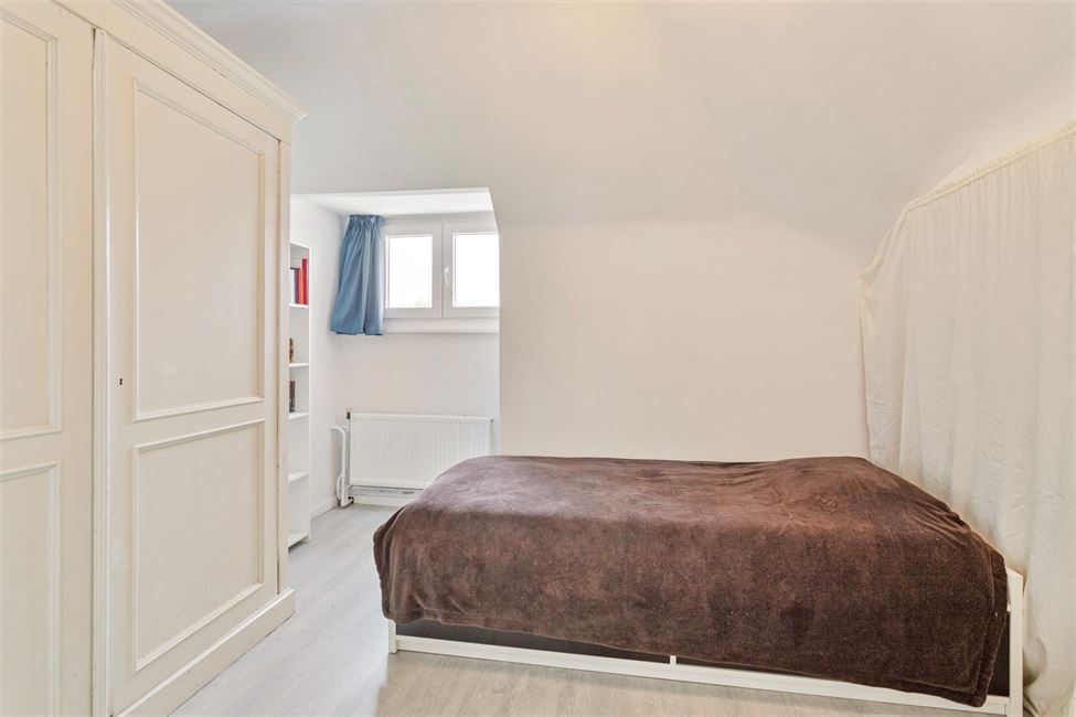 En cours de compromis :Villa  à 2 pas du centre de Wavre !