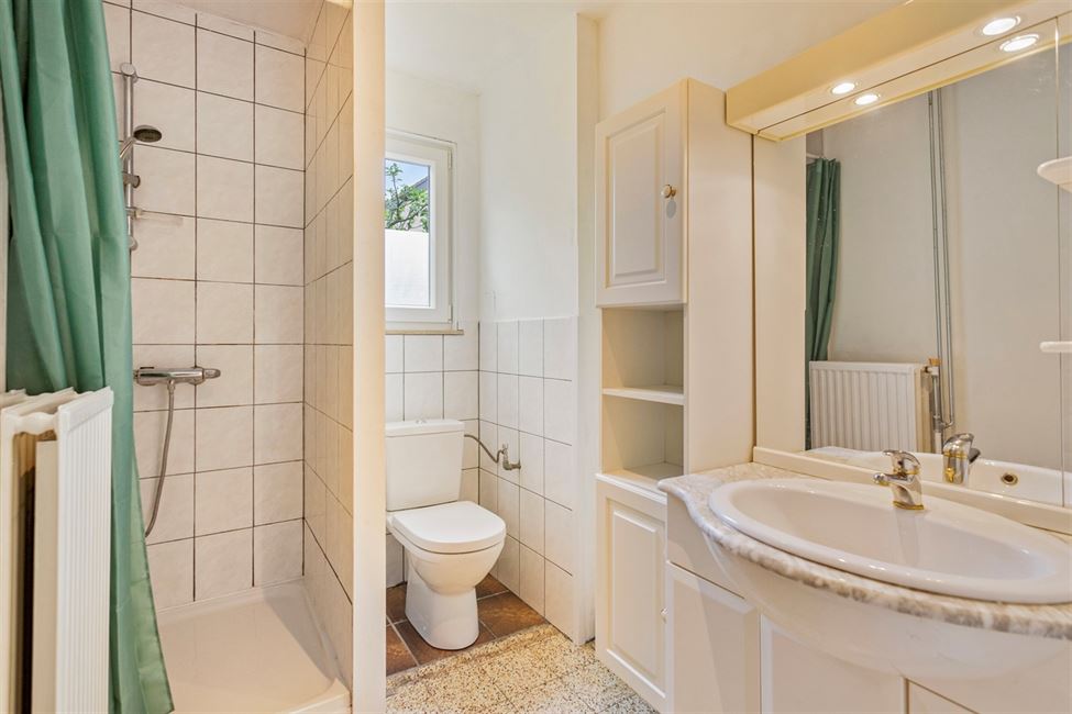 En cours de compromis :Villa  à 2 pas du centre de Wavre !