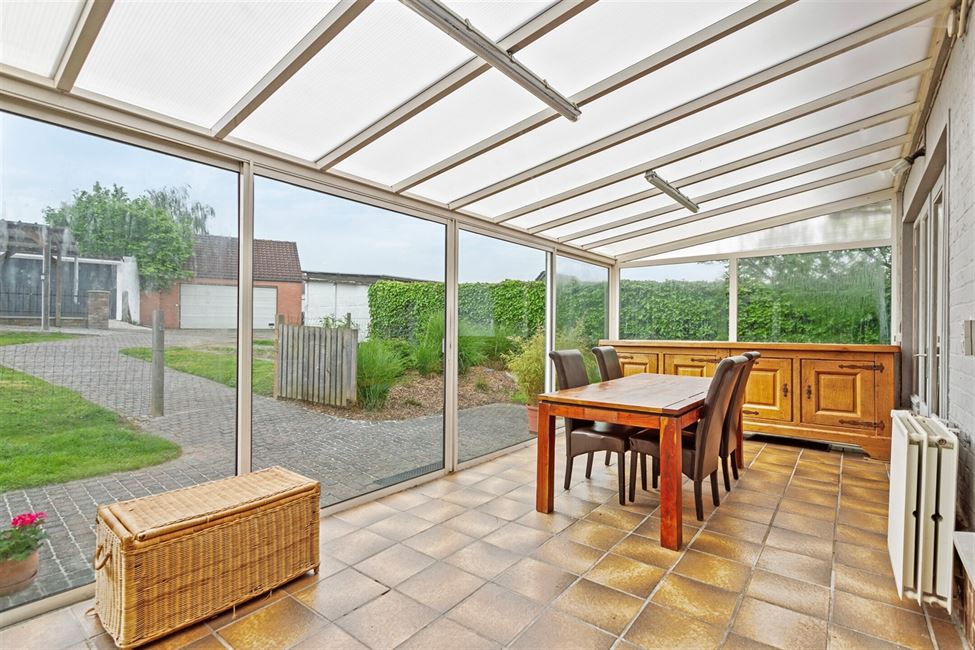 En cours de compromis :Villa  à 2 pas du centre de Wavre !