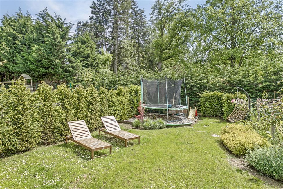 VENDU! Bel étage de 175M2 avec jardin S/E