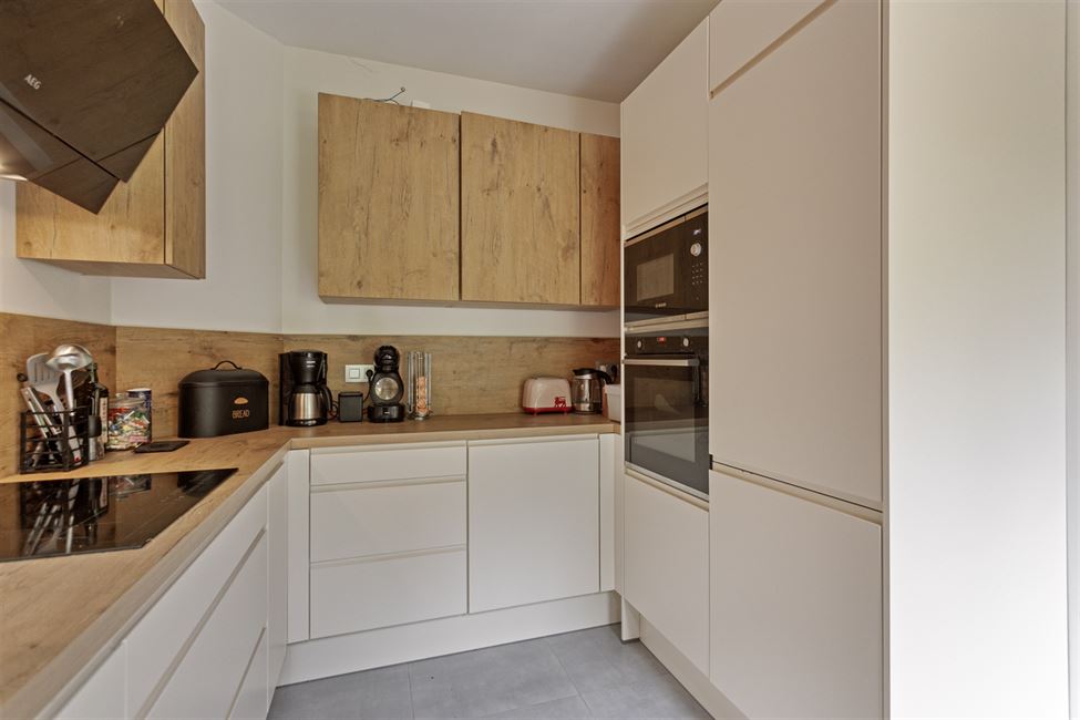 VENDU! Bel étage de 175M2 avec jardin S/E