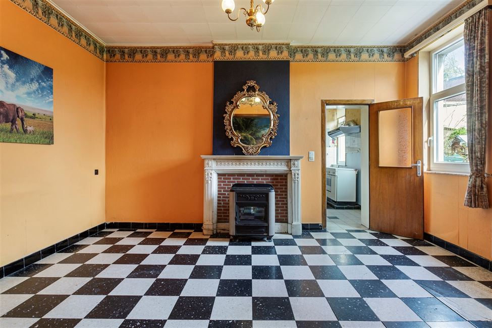 OPTION OPTION Maison à rénover avec tt mignon jardin