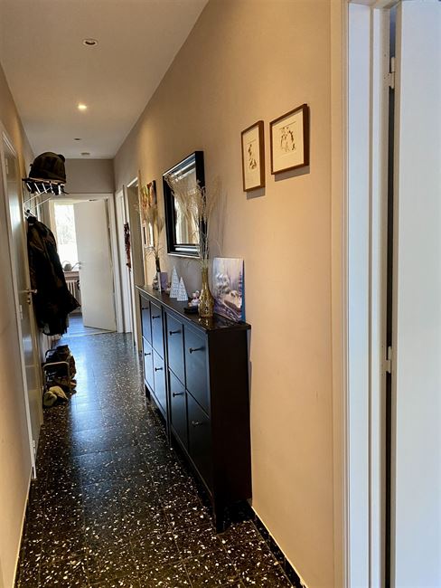 OPTION! Pagodes: Bel appartement 2CH avec splendide jardin