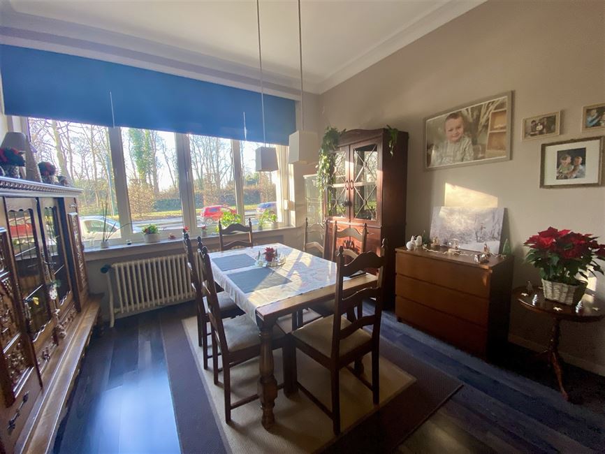 OPTION! Pagodes: Bel appartement 2CH avec splendide jardin