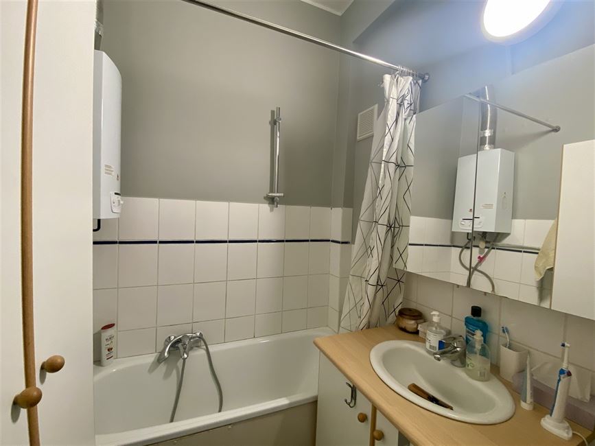 OPTION! Pagodes: Bel appartement 2CH avec splendide jardin