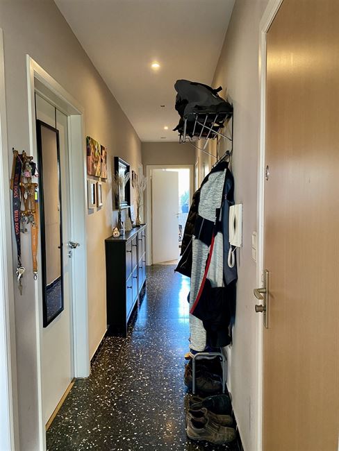 OPTION! Pagodes: Bel appartement 2CH avec splendide jardin