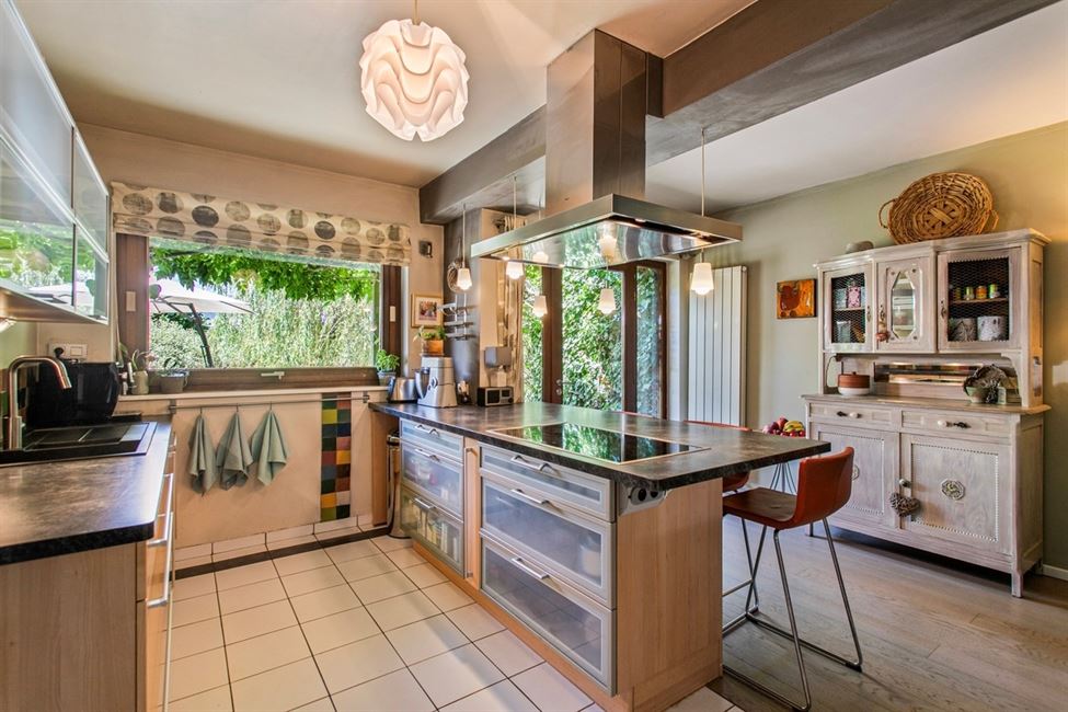 VENDUE! Top villa 5 Chambres + Esp. prof.libérale séparé