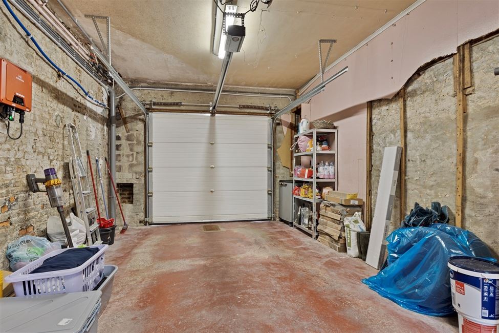 VENDUE! Maison bel étage 3 chambres, jardin