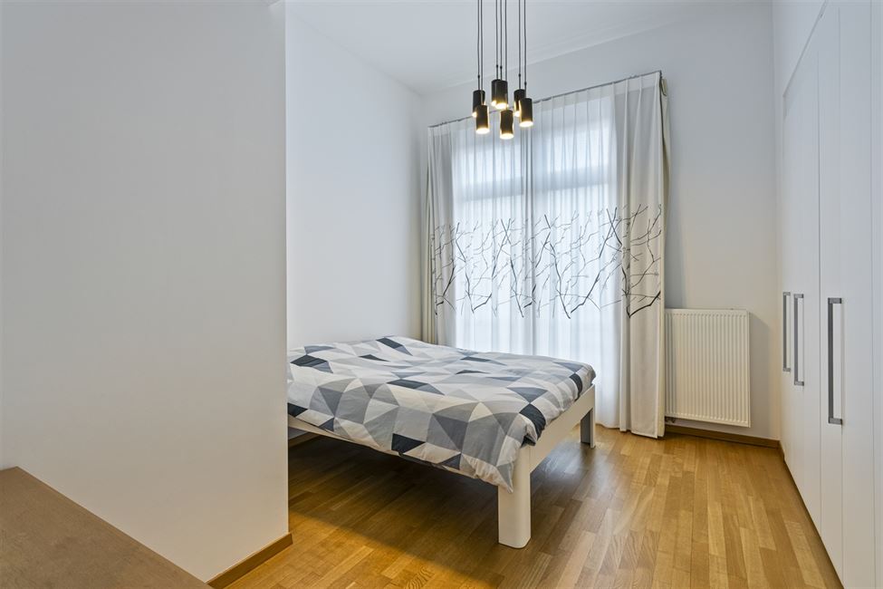 VENDU! Splendide appart. 2CH avec terr. dans clos tranquille