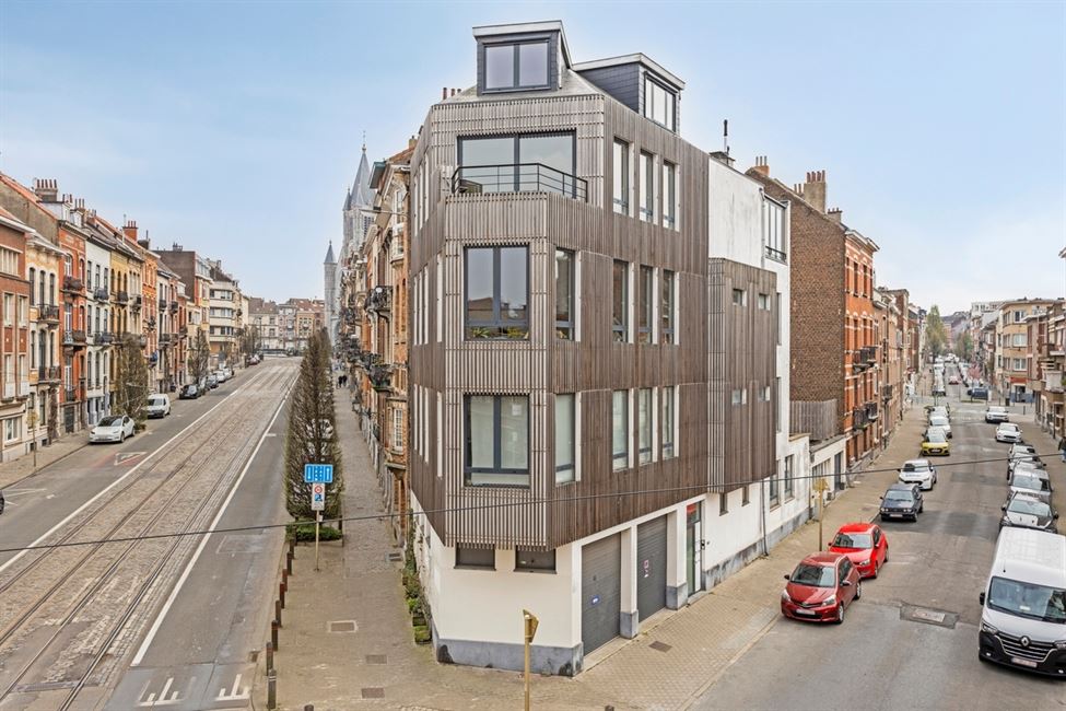 VENDU! Ste Antoine: Splendide duplex 2CH hyper lumineux