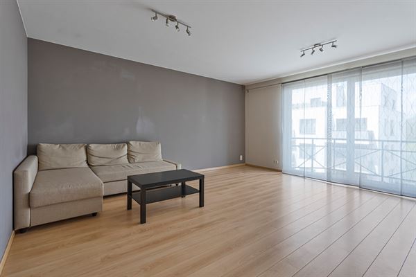 VENDU ! Bel appart 1CH en parfait état - terrasses + pkg